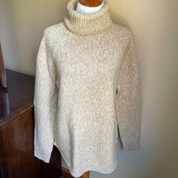 MICHAEL Michael Kors Sweaters - NWT MICHAEL KORS dark camel knit turtleneck sweater.